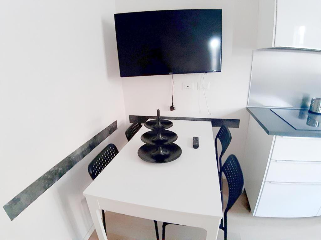 Easy Room Italy Milan Luaran gambar
