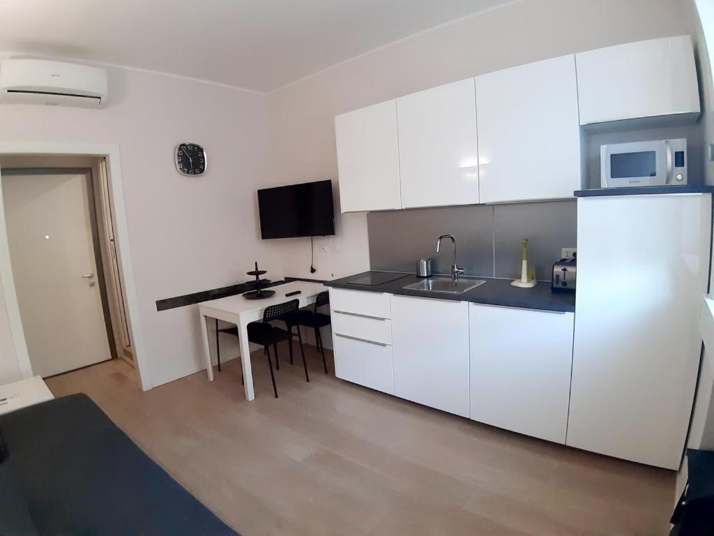 Easy Room Italy Milan Luaran gambar