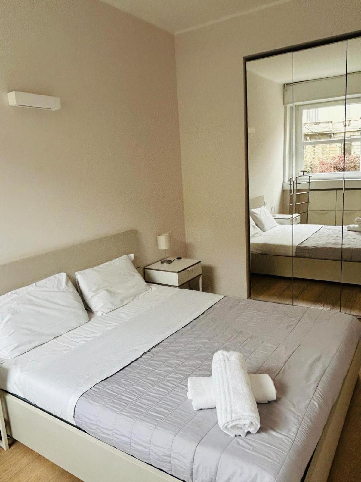 Easy Room Italy Milan Luaran gambar